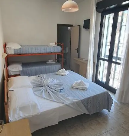 Vela Azzurra Szálloda 2*