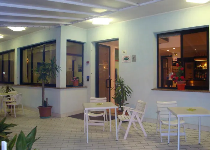 Vela Azzurra 2* רימיני