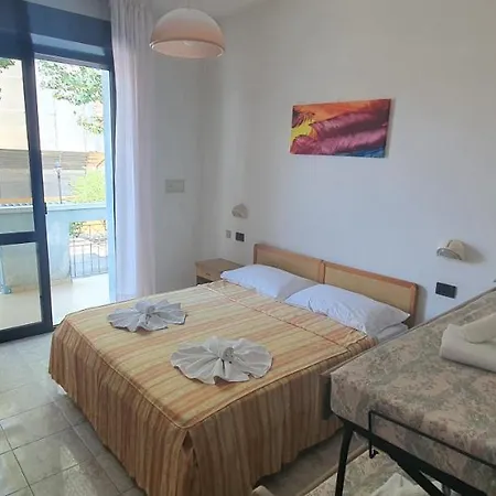 Hotel Vela Azzurra 2*