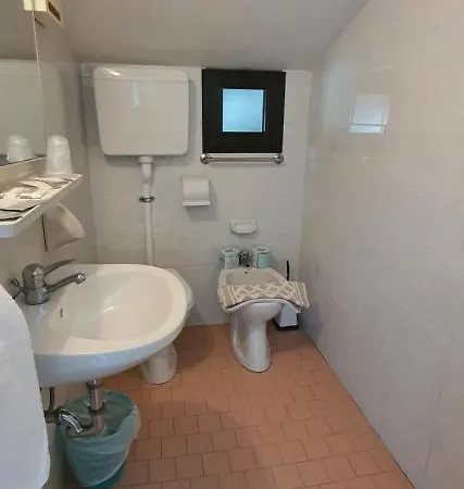 Vela Azzurra ホテル 2*