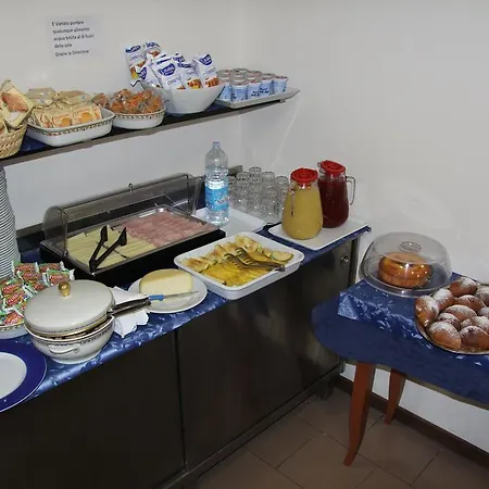 Otel Vela Azzurra 2*