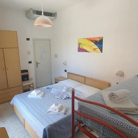 Ξενοδοχείο Vela Azzurra 2*